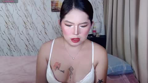 akiragirl_ online show from May 2026 09:09:02 PM