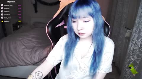 akirahartyx online show from December 2024 06:30:02 PM