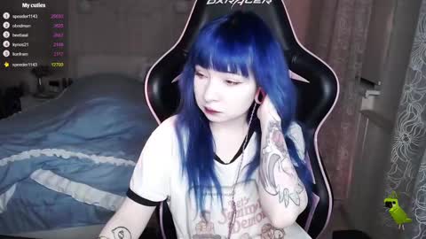 akirahartyx online show from February 2025 02:15:02 PM