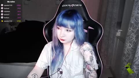 akirahartyx online show from March 2025 03:29:02 PM