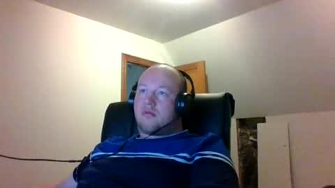 akuma079 online show from July 2026 06:12:01 AM