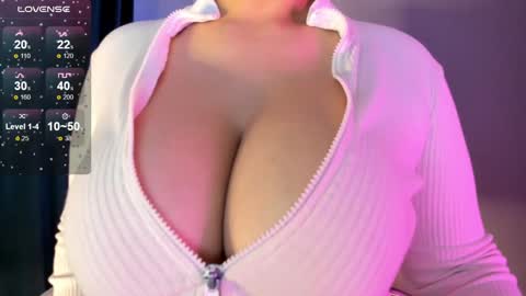 Snapshot of akura_01 chatting on October 2025 05:40:01 AM Akura is here 3 online show from October 2025 05:40:01 AM