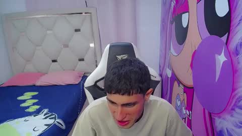 Snapshot of akyra_latin chatting on February 2026 12:33:02 PM Akyra latin online show from February 2026 12:33:02 PM