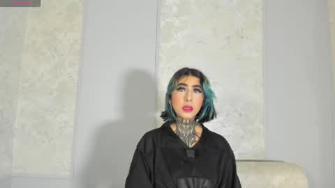 Snapshot of alahia_dangelo_ chatting on June 2026 05:46:01 PM ALAHIA online show from June 2026 05:46:01 PM