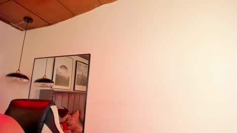 Alaia Carter online show from September 2025 04:24:01 AM