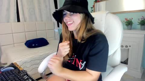 Alaia online show from January 2025 04:36:01 PM