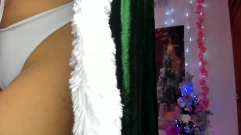 Alaia online show from December 2024 07:00:02 PM