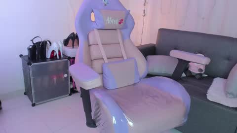 Alaia online show from January 2025 08:31:02 PM