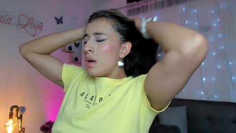 Alaia online show from March 2025 04:16:02 AM