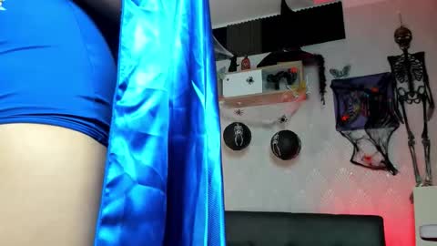 Alaia online show from October 2025 08:53:02 PM