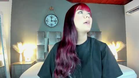  Alaia  online show from February 2025 11:36:02 AM