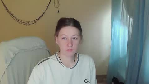Snapshot of alalaska_ana chatting on May 2026 05:35:02 AM Anna online show from May 2026 05:35:02 AM