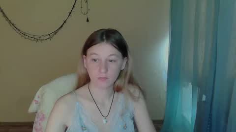 Snapshot of alalaska_ana chatting on May 2026 06:54:01 AM Anna online show from May 2026 06:54:01 AM
