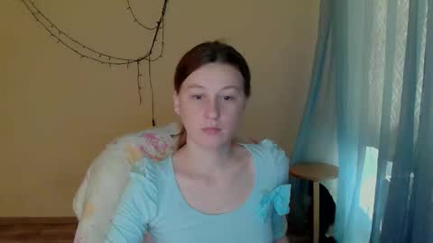 Snapshot of alalaska_ana chatting on May 2026 06:18:01 AM Anna online show from May 2026 06:18:01 AM