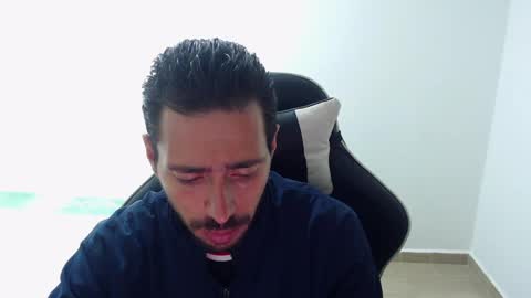 Snapshot of alan_allexander chatting on March 2025 03:29:01 AM ALAN online show from March 2025 03:29:01 AM