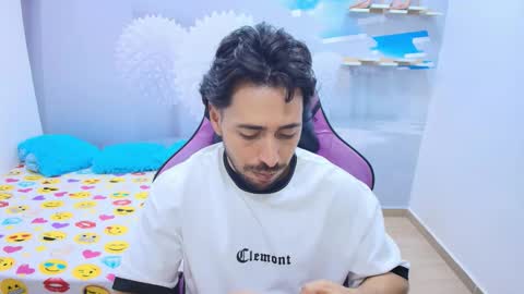 Snapshot of alan_allexander chatting on February 2026 05:33:02 AM ALAN online show from February 2026 05:33:02 AM