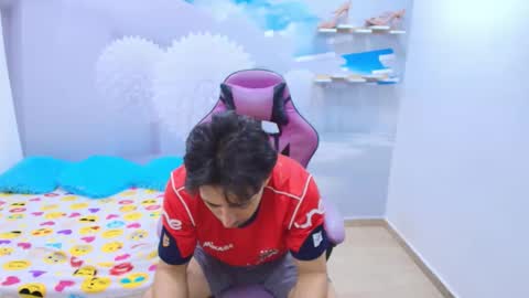 Snapshot of alan_allexander chatting on February 2026 07:51:01 AM ALAN online show from February 2026 07:51:01 AM