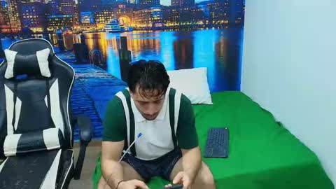 Snapshot of alan_allexander chatting on February 2026 03:15:01 AM ALAN online show from February 2026 03:15:01 AM