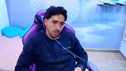 Snapshot of alan_allexander chatting on February 2026 07:07:01 AM ALAN online show from February 2026 07:07:01 AM