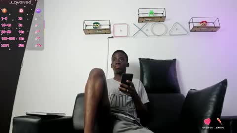 alan_blacke online show from September 2025 08:41:01 PM