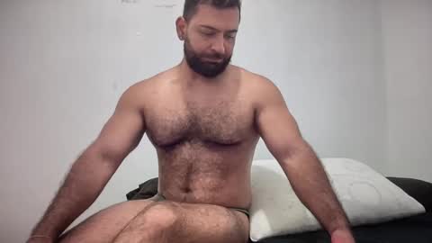 Snapshot of alan_fergusonn chatting on October 2025 11:03:02 PM Alan Ferguson online show from October 2025 11:03:02 PM