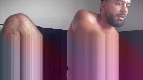 Snapshot of alan_fergusonn chatting on October 2025 09:39:01 PM Alan Ferguson online show from October 2025 09:39:01 PM