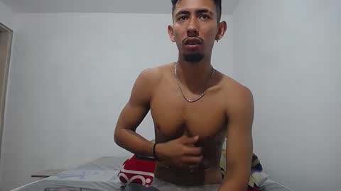 Snapshot of alan_gay chatting on October 2025 01:28:01 PM Alan online show from October 2025 01:28:01 PM