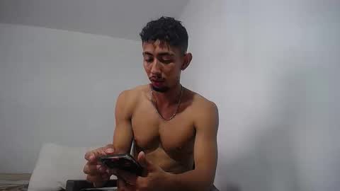 Snapshot of alan_gay chatting on December 2025 05:18:02 PM Alan online show from December 2025 05:18:02 PM