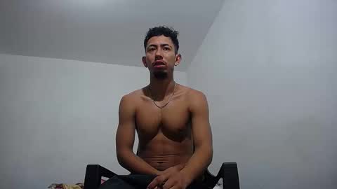 Snapshot of alan_gay chatting on February 2026 09:13:01 AM Alan online show from February 2026 09:13:01 AM