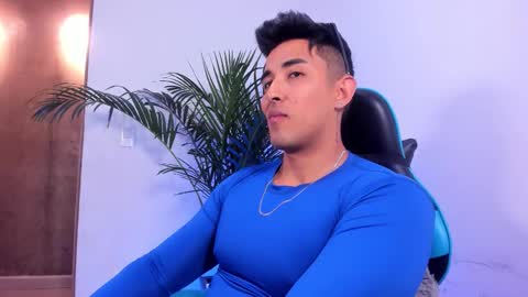 Snapshot of alan_greek_1 chatting on December 2025 02:05:02 AM Alan greek online show from December 2025 02:05:02 AM