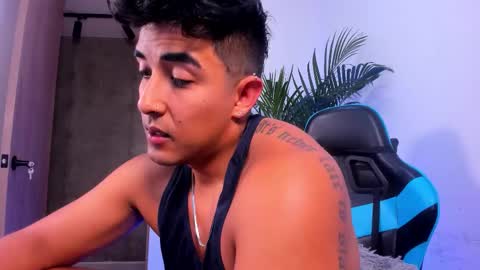 Snapshot of alan_greek_1 chatting on December 2025 01:55:02 AM Alan greek online show from December 2025 01:55:02 AM