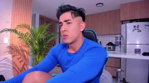 Snapshot of alan_greek_1 chatting on January 2026 01:27:01 PM Alan greek online show from January 2026 01:27:01 PM