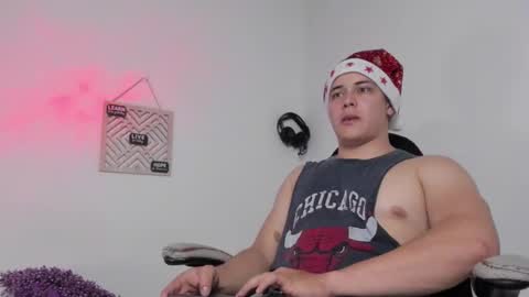 Alan Hadid online show from December 2024 02:48:02 AM