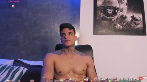 alan_morrys online show from December 2024 02:12:02 AM