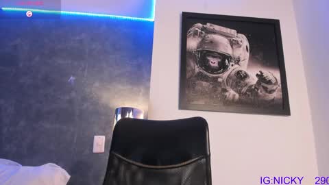 alan_morrys online show from February 2025 02:21:01 AM