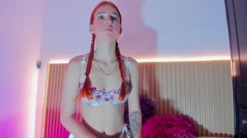 Snapshot of alana_333 chatting on December 2025 12:00:01 PM A L A N A online show from December 2025 12:00:01 PM