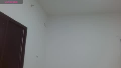 Snapshot of alana_4 chatting on December 2025 01:05:02 PM alana online show from December 2025 01:05:02 PM