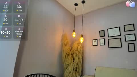 Alana online show from November 2025 12:26:01 PM