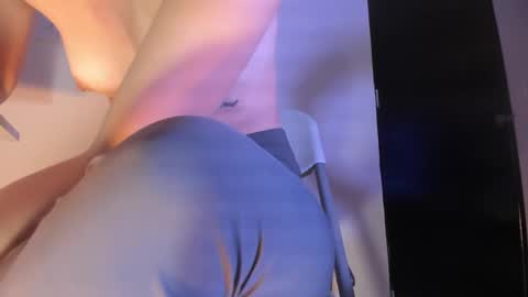 Snapshot of alana_madison chatting on December 2024 02:10:01 PM Maeve online show from December 2024 02:10:01 PM