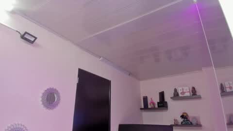 Snapshot of alana_madison chatting on January 2025 02:04:01 PM Maeve online show from January 2025 02:04:01 PM