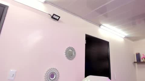 Snapshot of alana_madison chatting on February 2025 04:47:01 PM Maeve online show from February 2025 04:47:01 PM