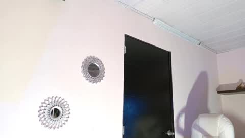 Snapshot of alana_madison chatting on October 2025 11:08:02 AM Maeve online show from October 2025 11:08:02 AM