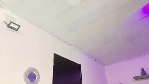 Snapshot of alana_madison chatting on October 2025 10:27:02 AM Maeve online show from October 2025 10:27:02 AM