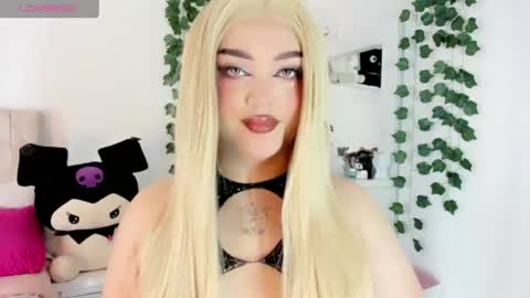 Snapshot of alana_muller_ chatting on July 2026 05:23:02 AM Alana Muller online show from July 2026 05:23:02 AM