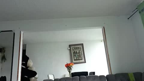 isabella online show from March 2025 04:46:01 PM