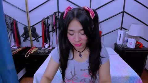 Alana online show from March 2025 07:17:01 PM