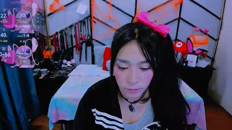 Alana online show from October 2025 12:14:02 PM