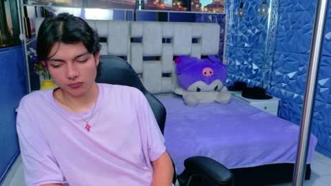 Snapshot of alandelrey57 chatting on April 2026 02:44:01 PM ALAN DEL REY online show from April 2026 02:44:01 PM