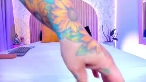 Alanna  online show from February 2025 07:40:02 AM