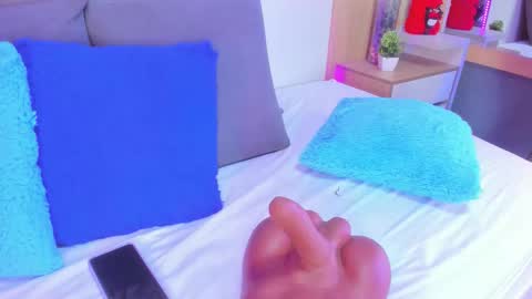 Alanna  online show from January 2026 01:43:02 AM